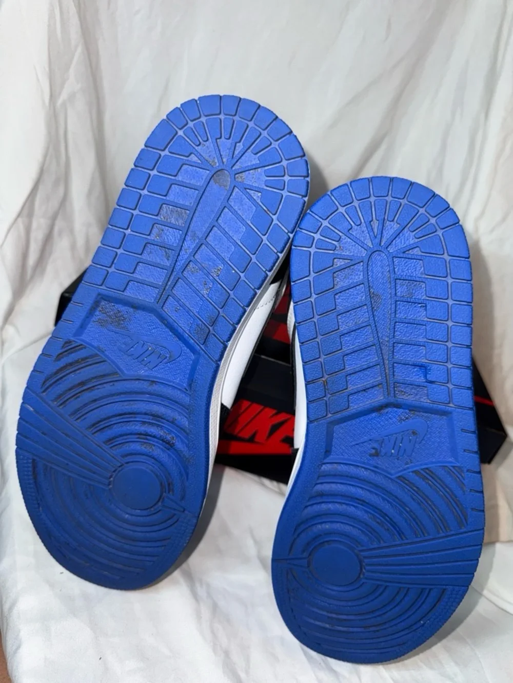 Air Jordan 1 Retro High OG High ‘Royal toe’